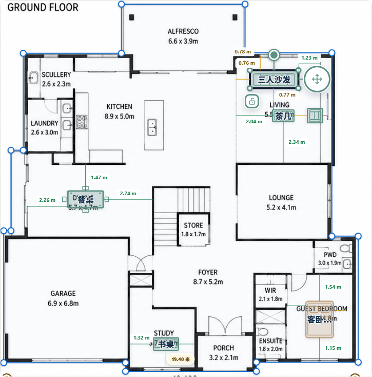 FloorSQ 家具布局，显示彩色净距线和距离标注